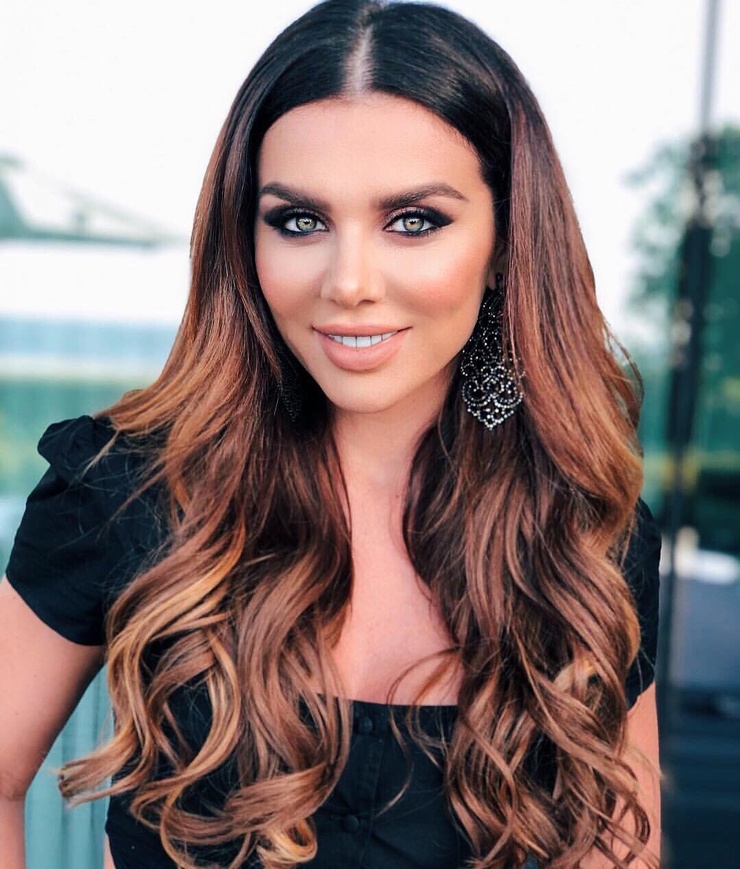 Anna Sedokova Anna Sedokova