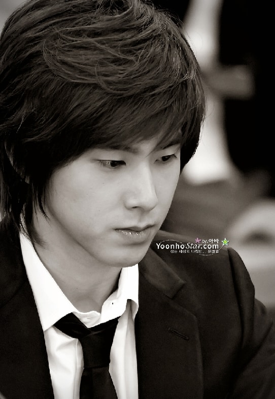 Jung Yunho image