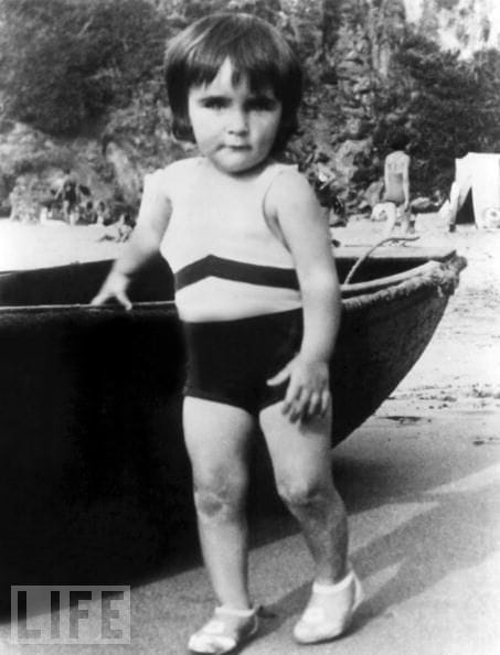 Elizabeth Taylor Elizabeth Taylor