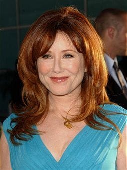 Mary McDonnell