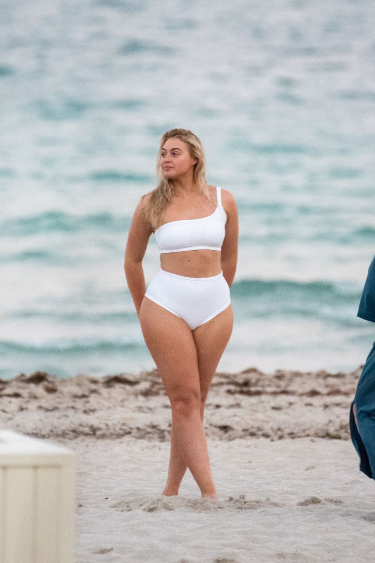 Iskra Lawrence