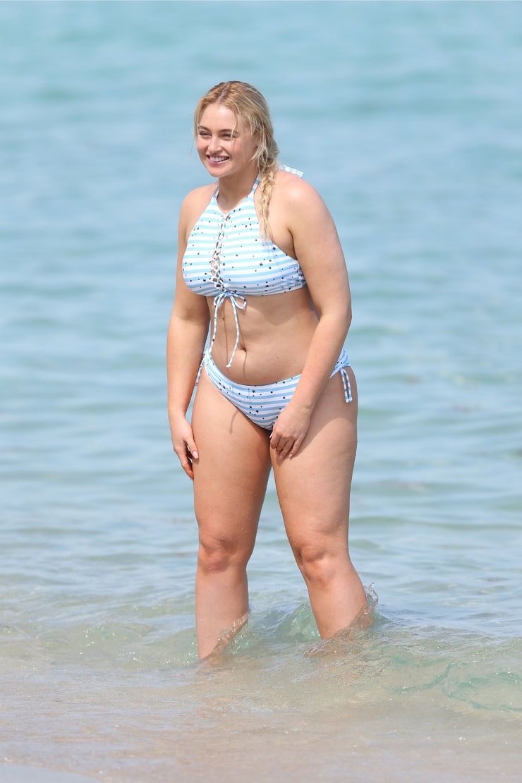 Iskra Lawrence