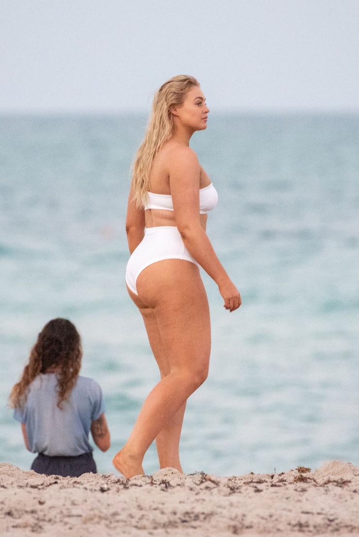 Iskra Lawrence