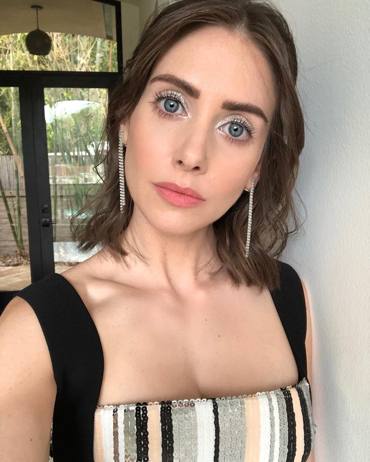 Alison Brie Alison Brie