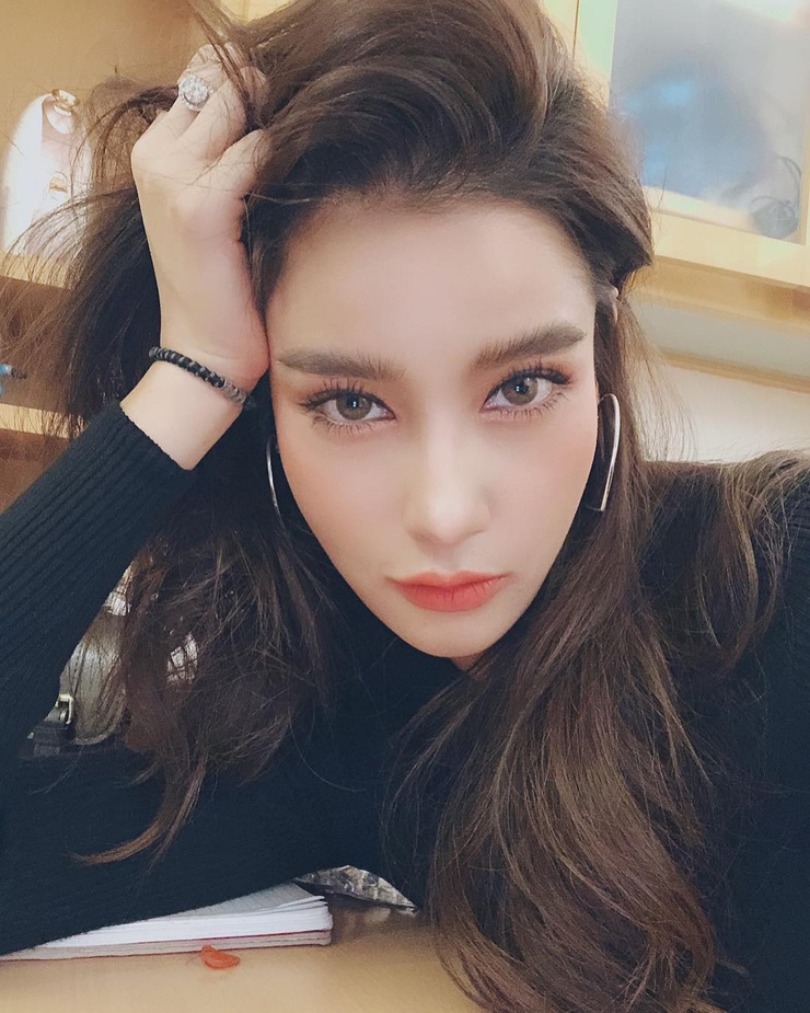 Wannarot Sonthichai Wannarot Sonthichai
