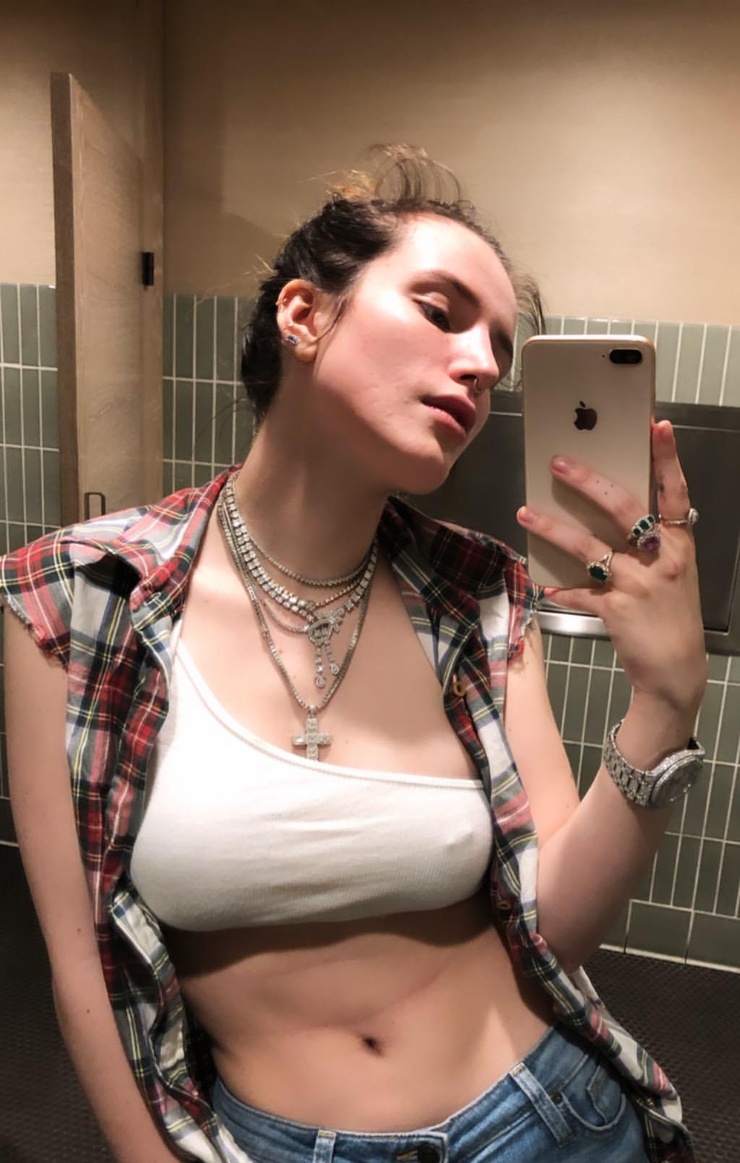 Bella Thorne Bella Thorne