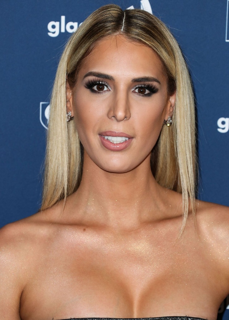 Carmen carrera pics.