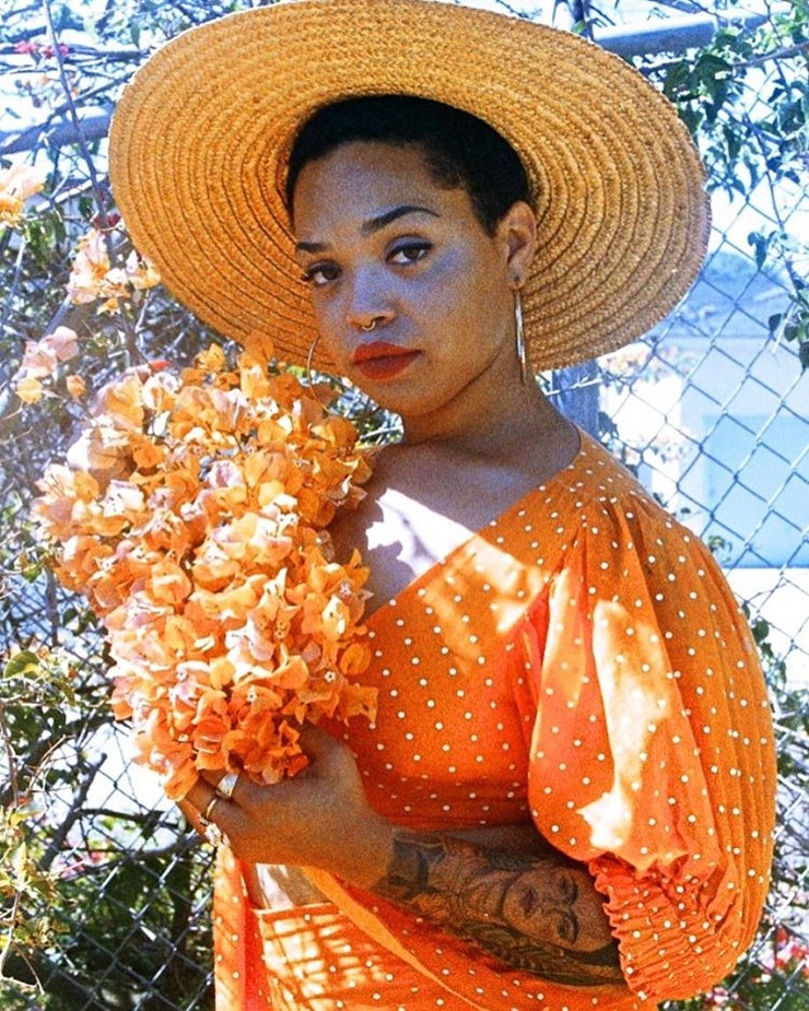 Jaraé L. Holieway