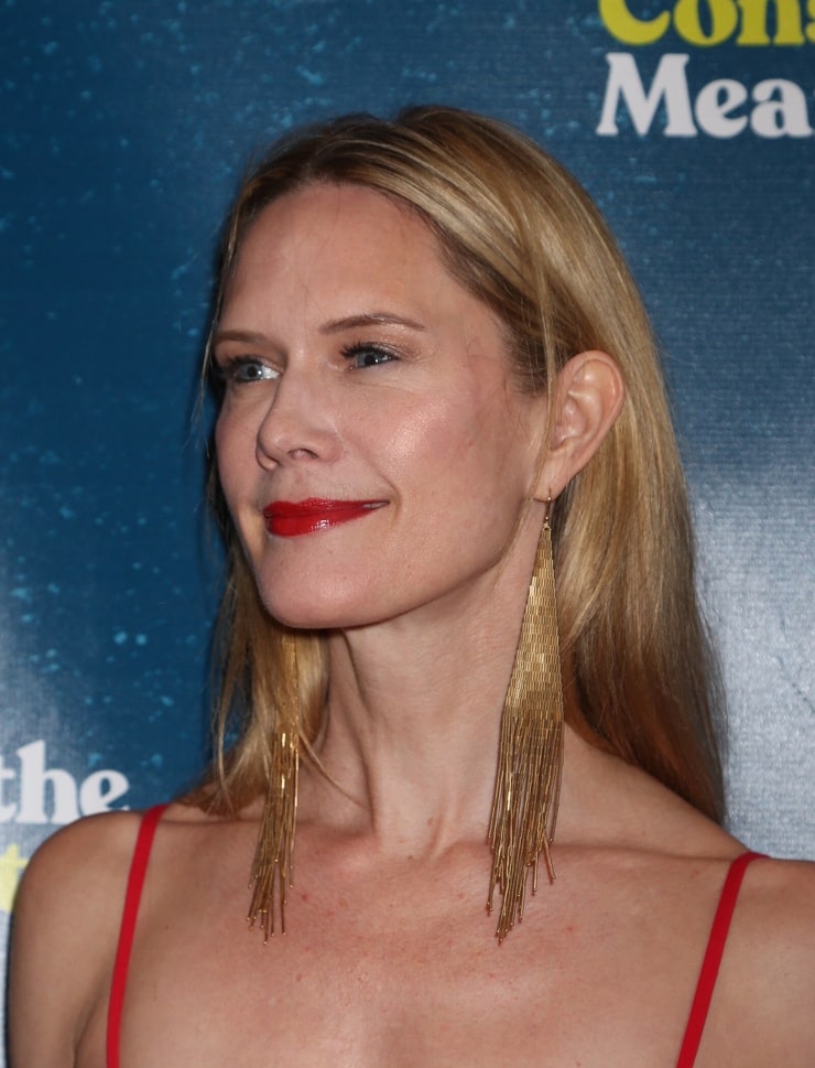 Stephanie March