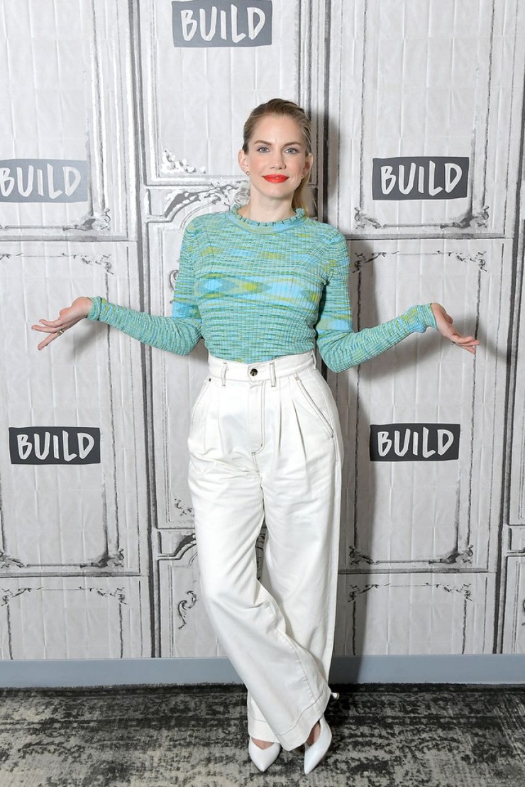 Anna Chlumsky Anna Chlumsky
