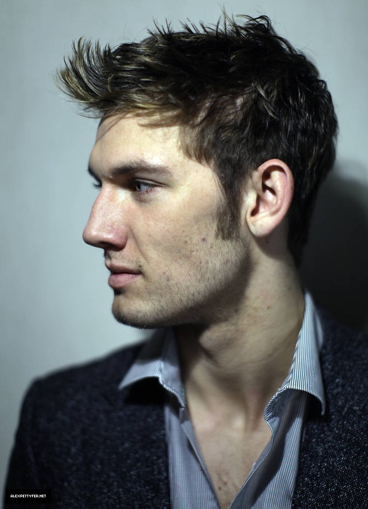 Alex Pettyfer