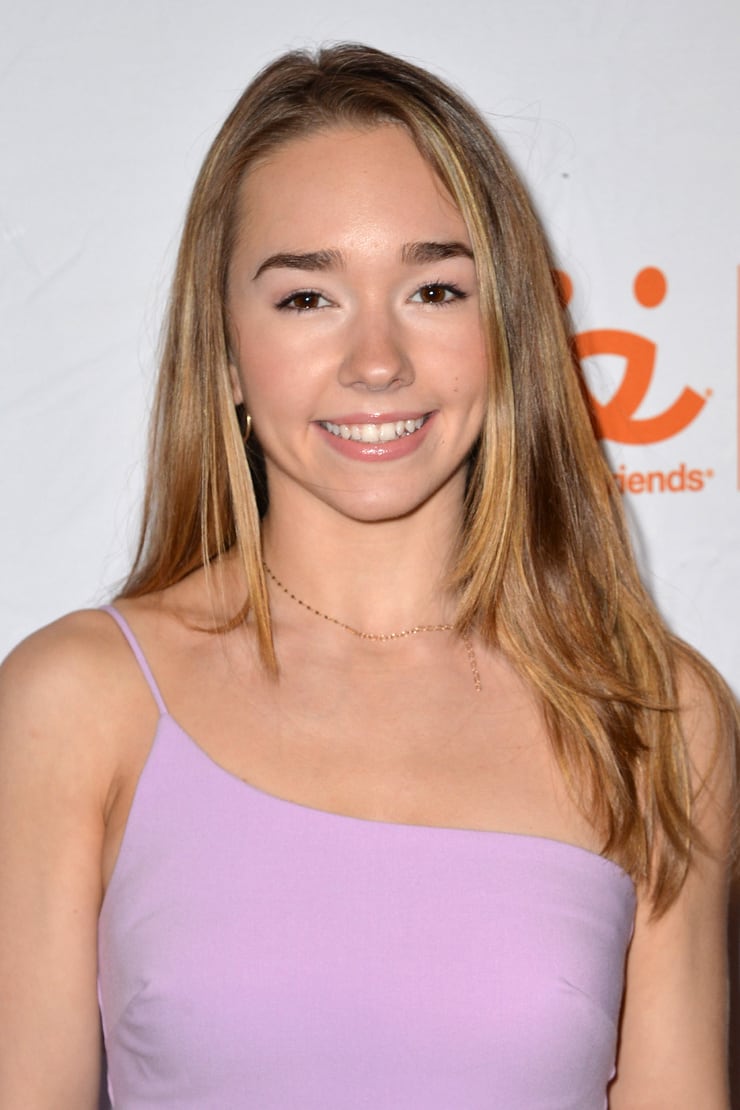 Holly Taylor