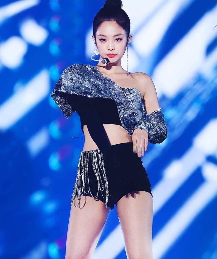 Jennie Kim image