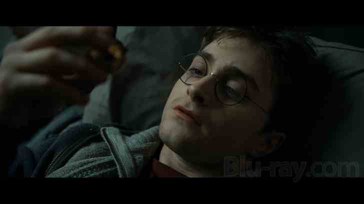 Harry Potter and the Deathly Hallows, Part 1 (Blu-ray + DVD)  [Region Free]