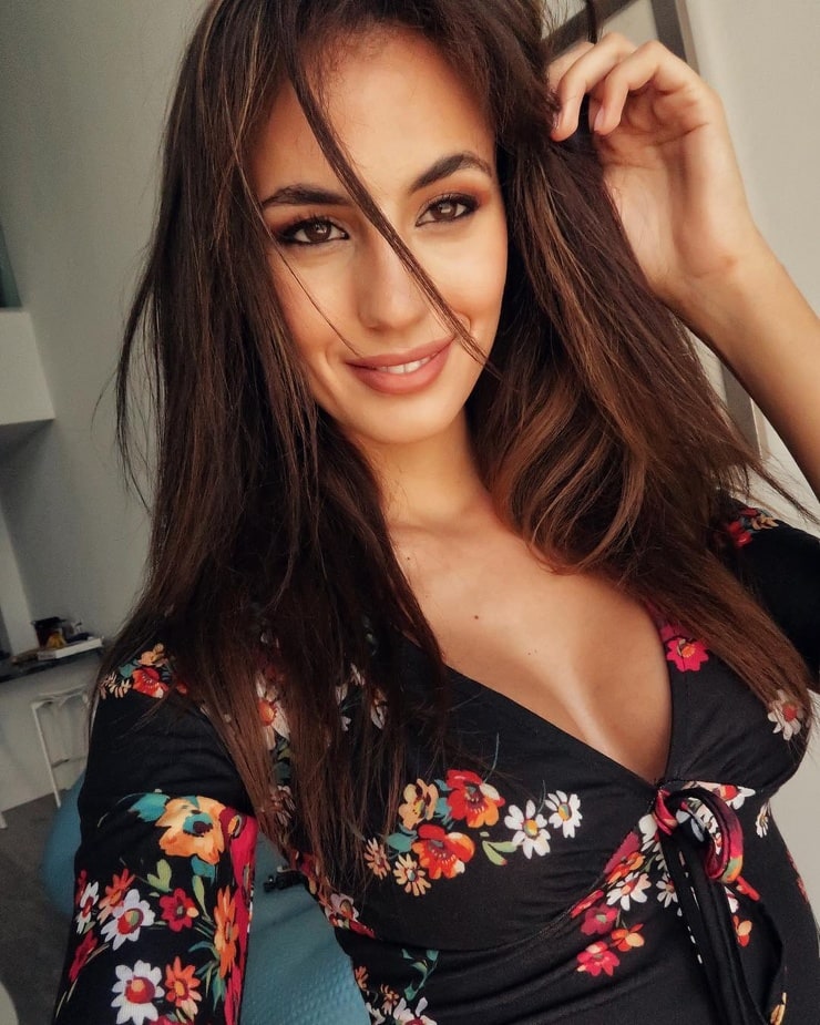 Zaira Bas Zaira Bas