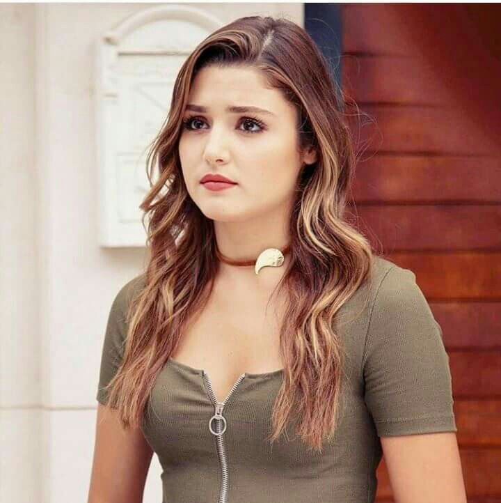Hande Erçel