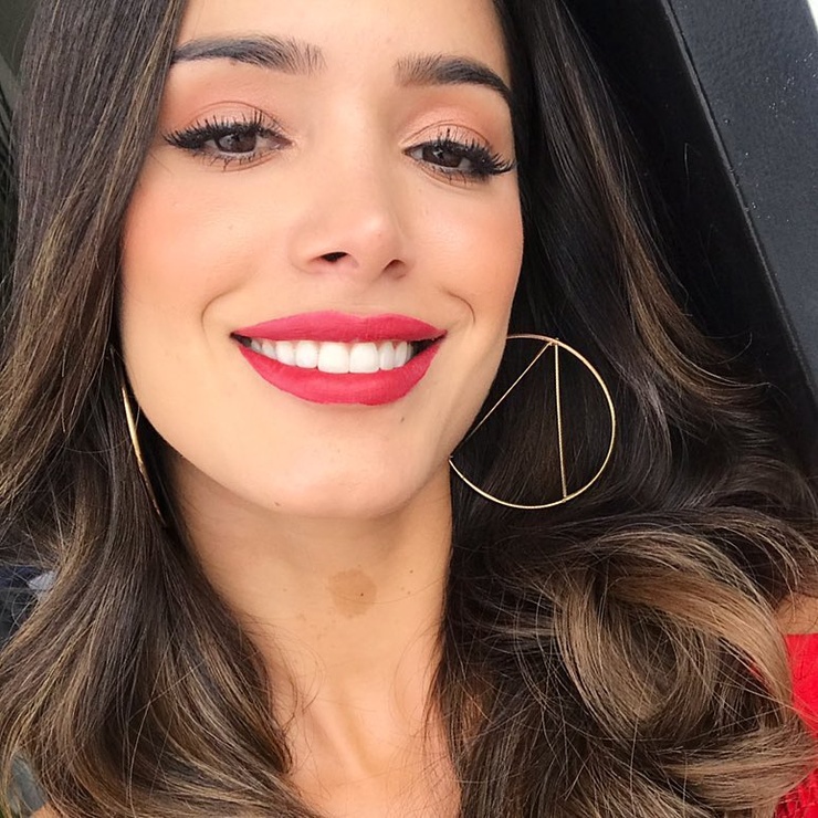 Paula Andrea Giraldo Paula Andrea Giraldo