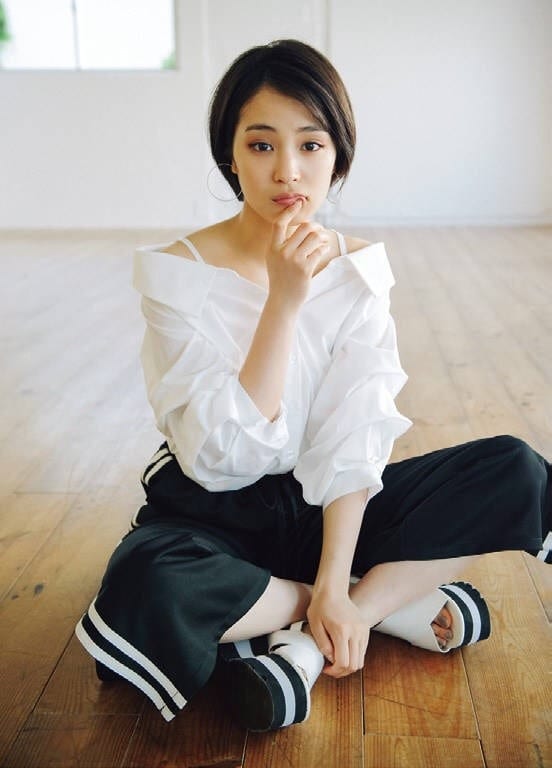 Suzu Hirose