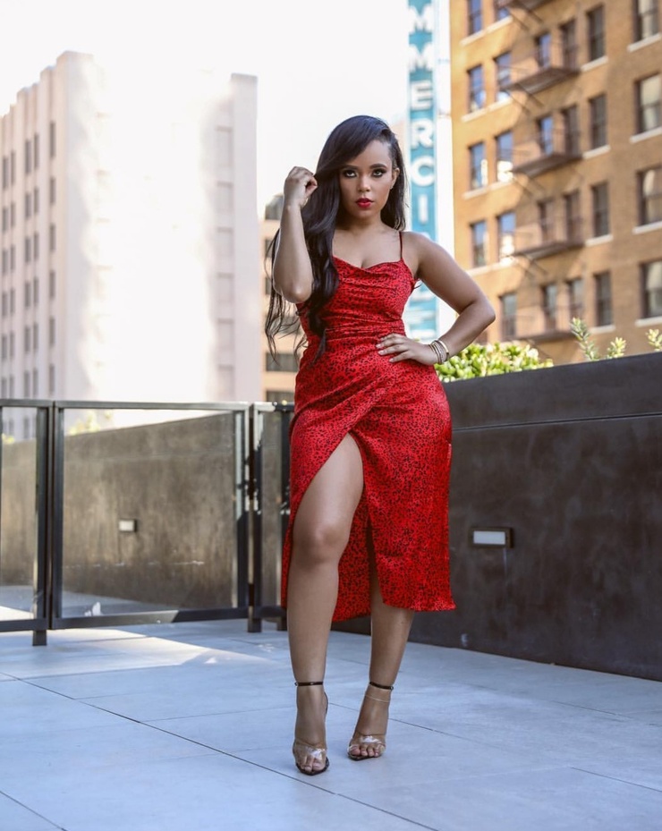 Picture of Nichole Lynel