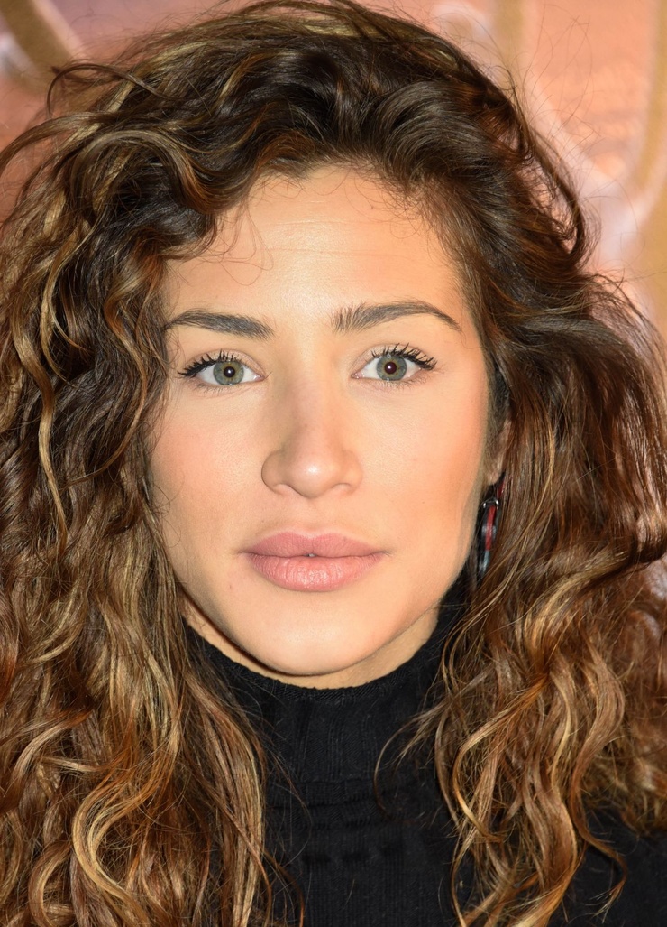 Manon Azem Manon Azem