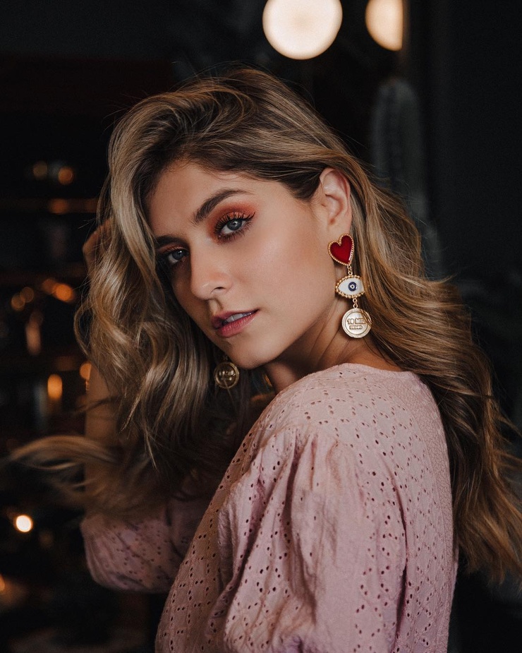 Laura Tobón