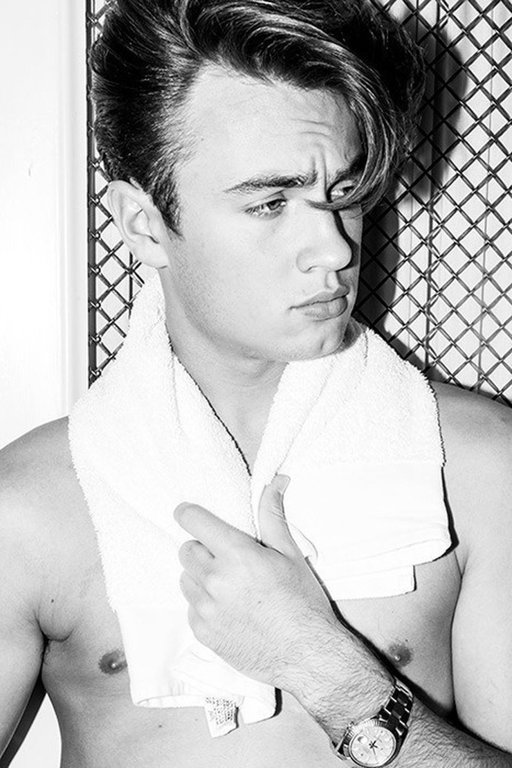 Picture of Brandon Thomas Lee