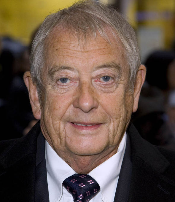 Derek Fowlds