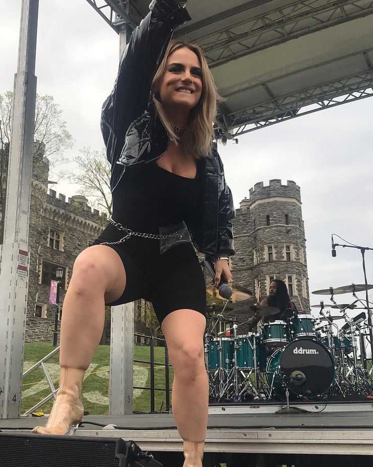 Joanna 'JoJo' Levesque