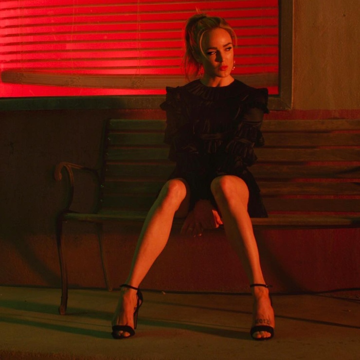 Caity Lotz Caity Lotz