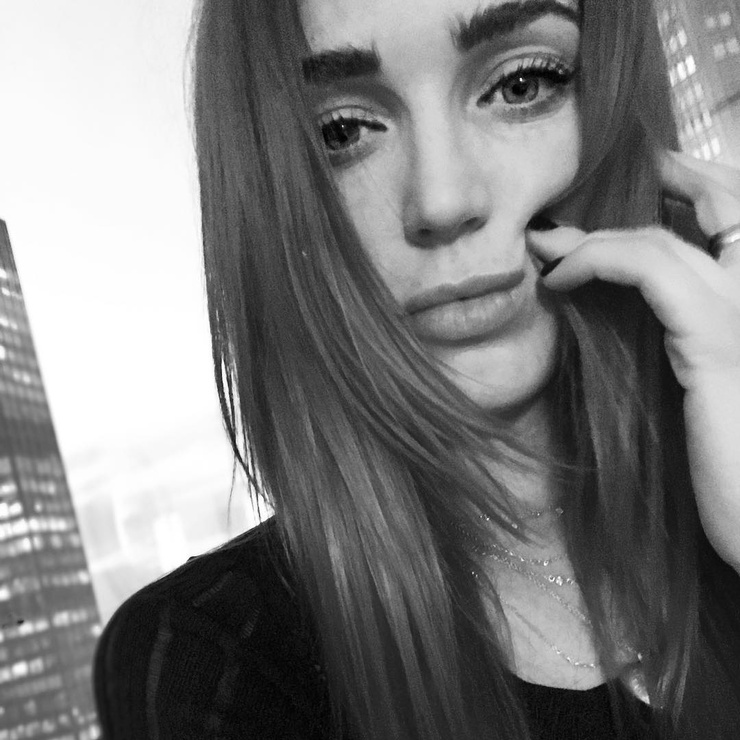Caity Lotz