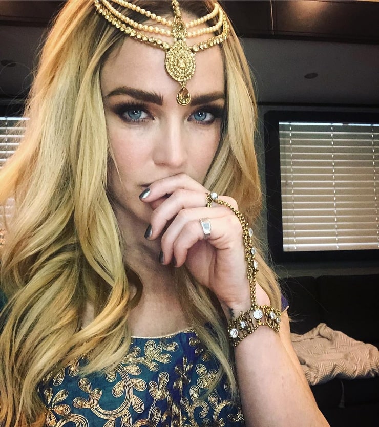 Next photo of Caity Lotz