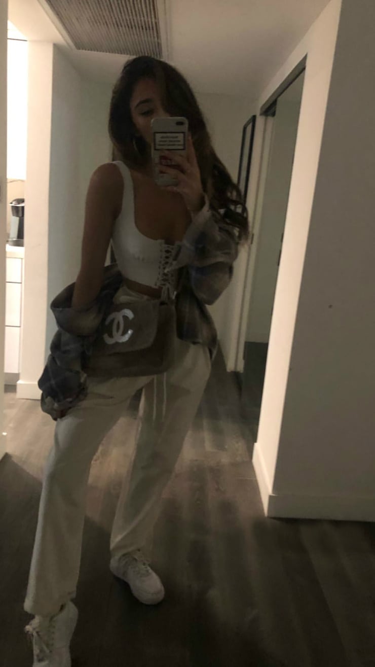 Madison Beer picture