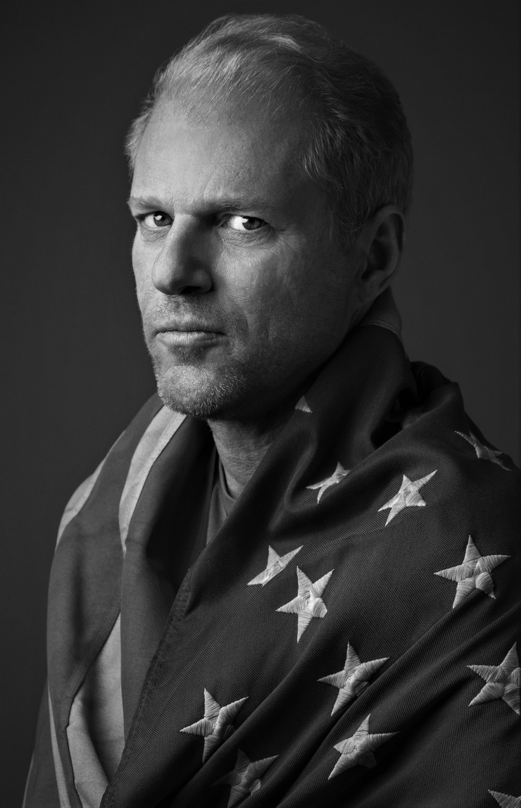 Noah Emmerich image