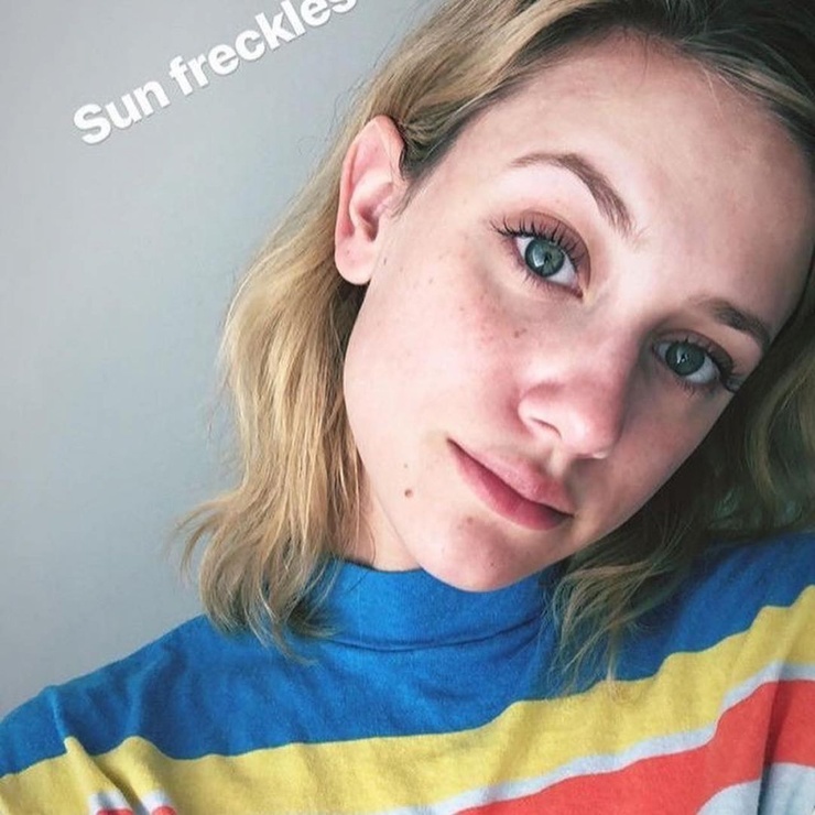 Lili Reinhart