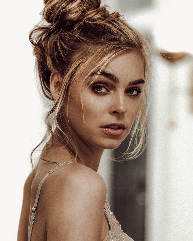 Elizabeth turner фото