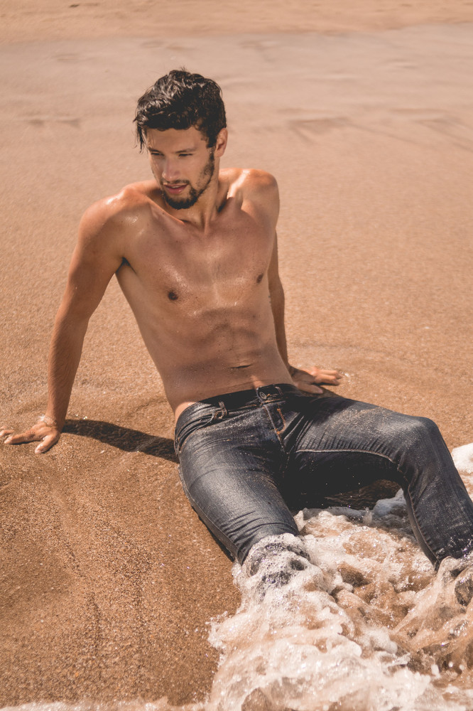 Jhonatan Mujica