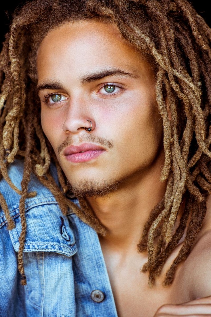 Dee Clay