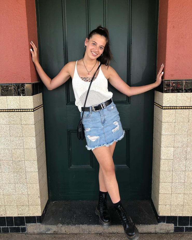 taya brooks