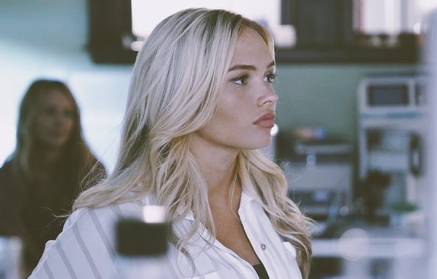 Natalie Alyn Lind