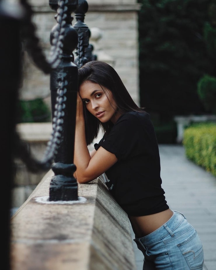VERONICA MORALES