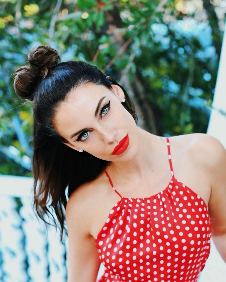 Jessica Lowndes Jessica Lowndes
