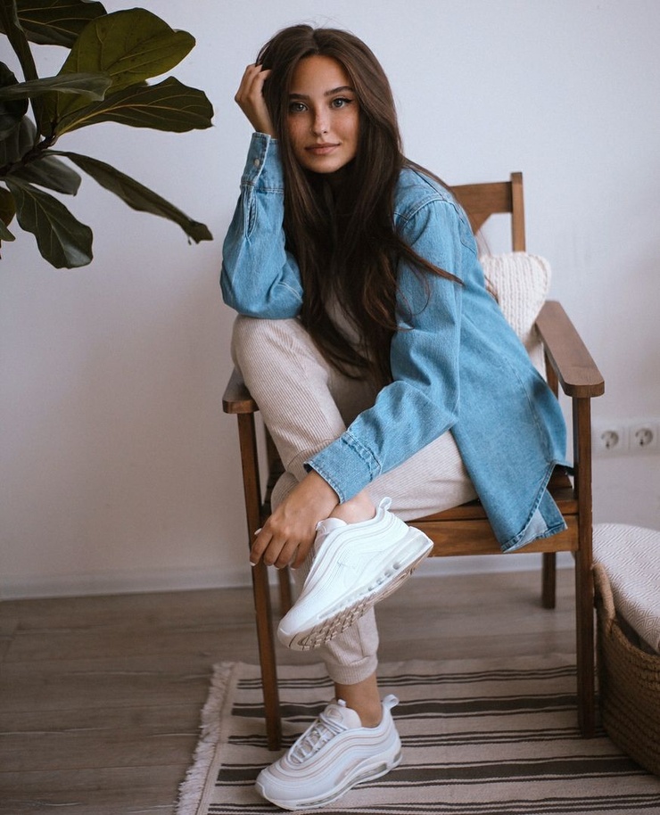 Katya Miró