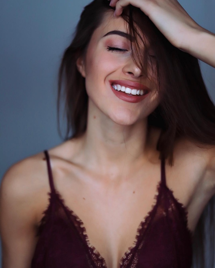 IRIS ABDULLAJEV IRIS ABDULLAJEV