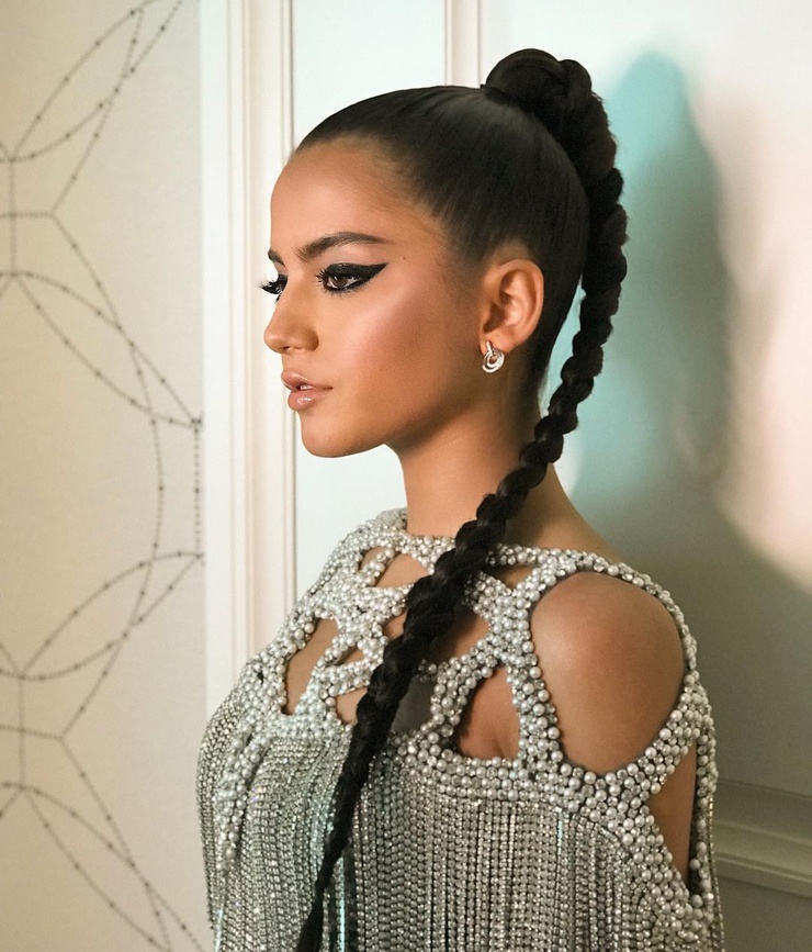 Isabela Moner Isabela Moner