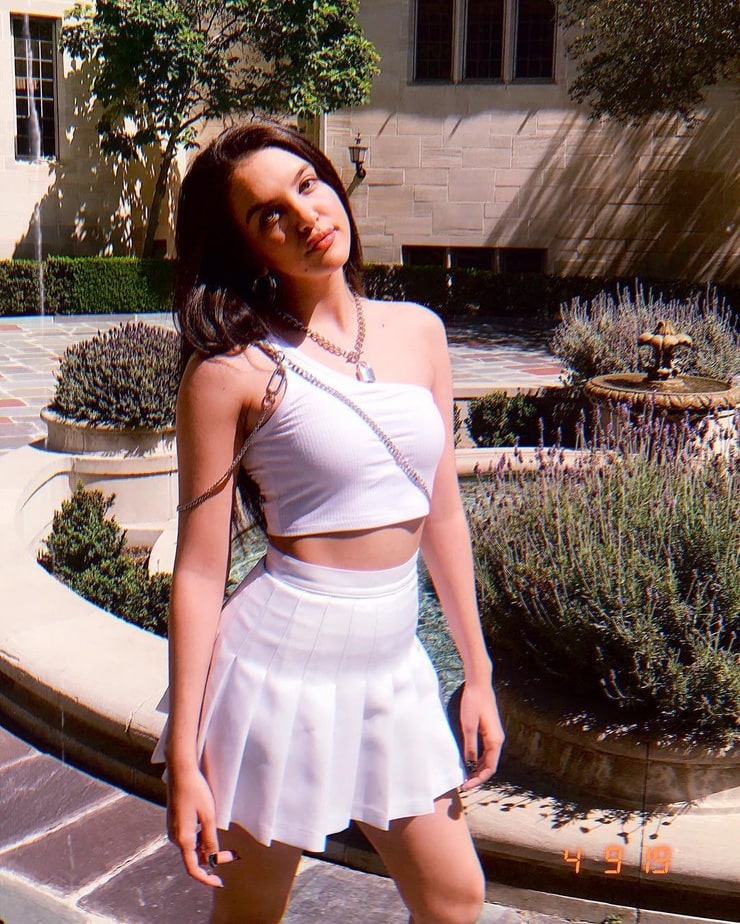 Lilimar Hernandez