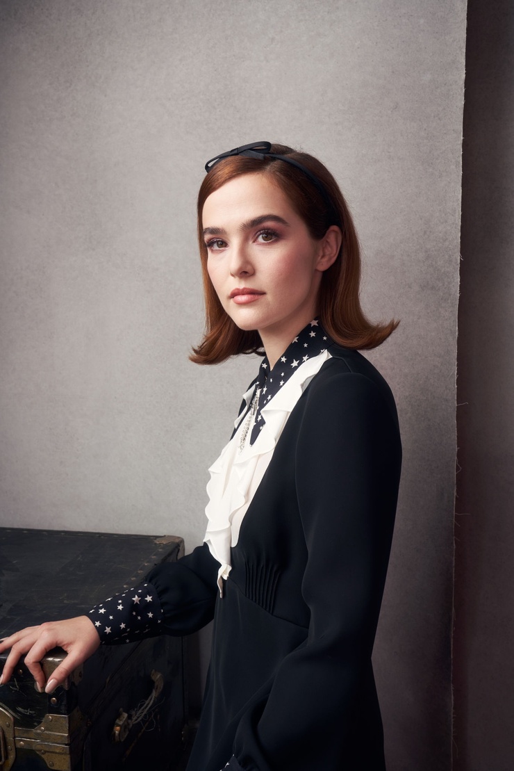 Zoey Deutch