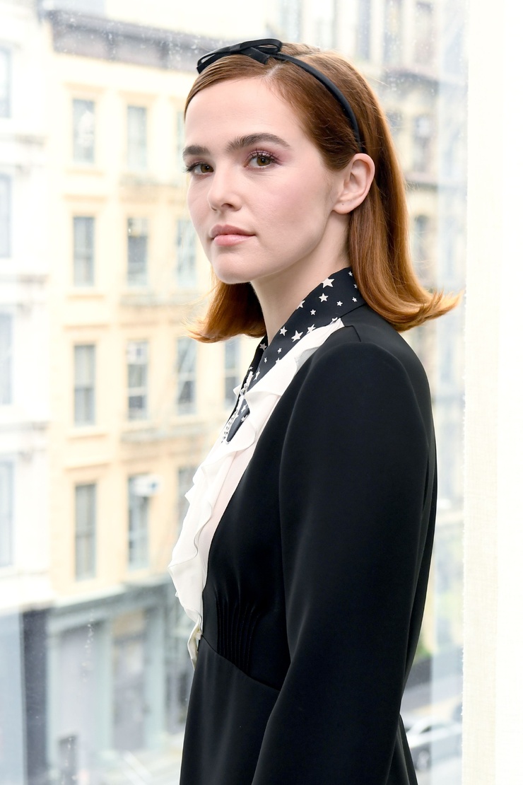 Zoey Deutch