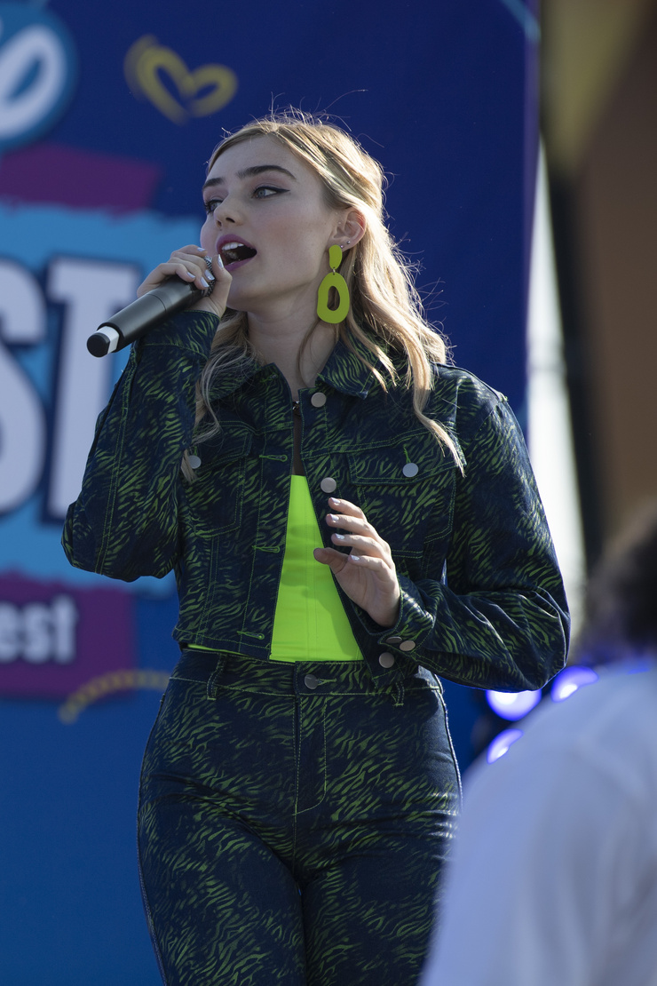 Meg Donnelly