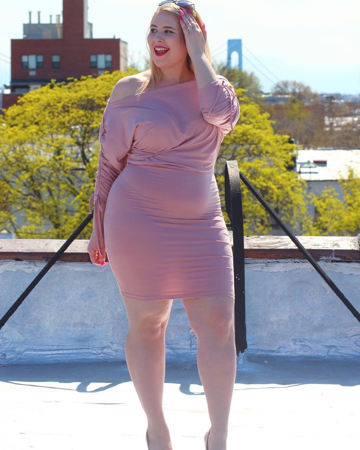 Sophie Turner (Plus Size)