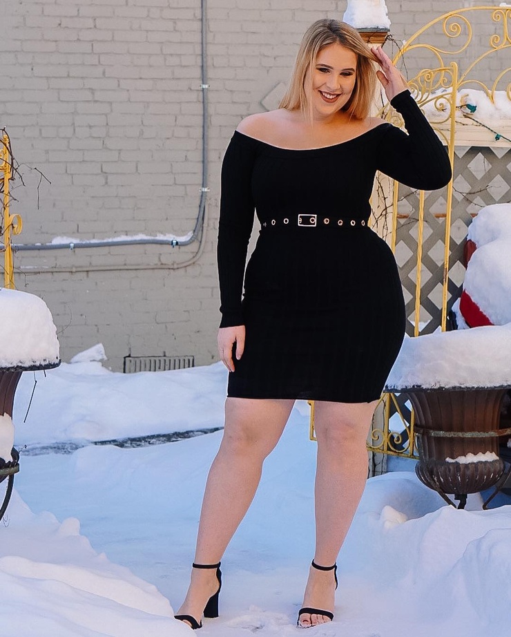 Sophie Turner (Plus Size)